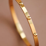 18k Studded Bangle
